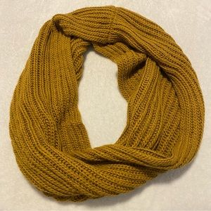 Knit circle scarf